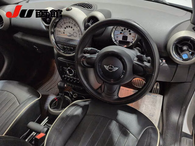 MINI CROSSOVER