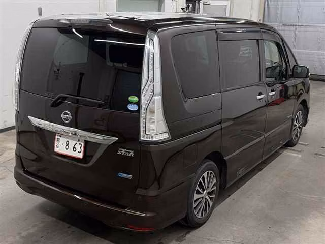 NISSAN SERENA