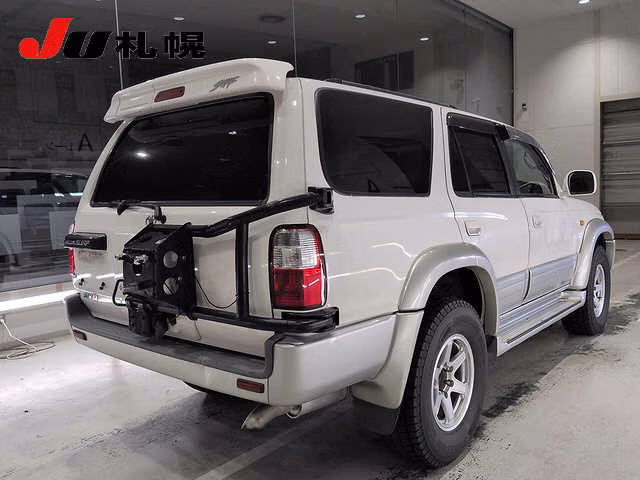 TOYOTA HILUX SURF