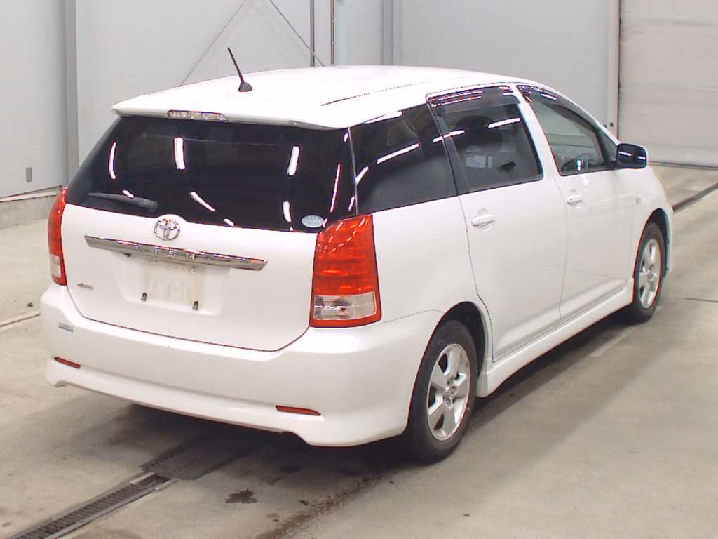 TOYOTA WISH