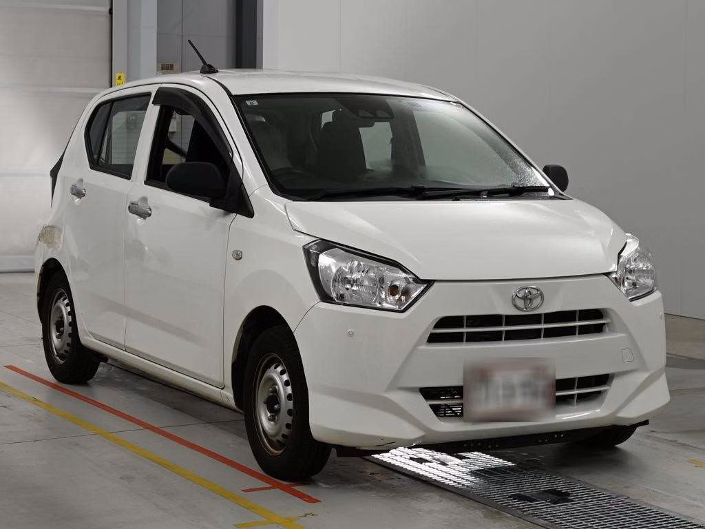 TOYOTA PIXIS EPOCH