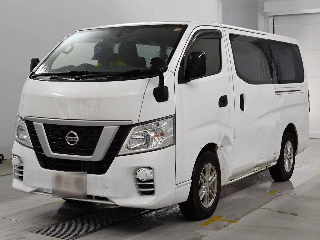 NISSAN NV350 CARAVAN