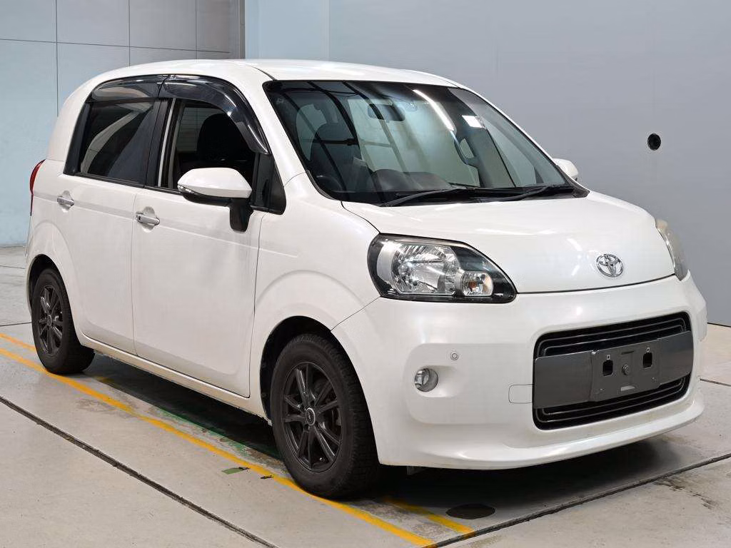 TOYOTA PORTE