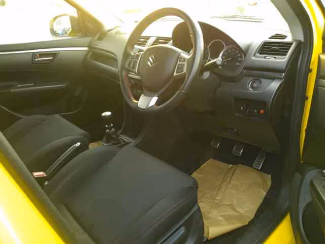 SUZUKI SWIFT