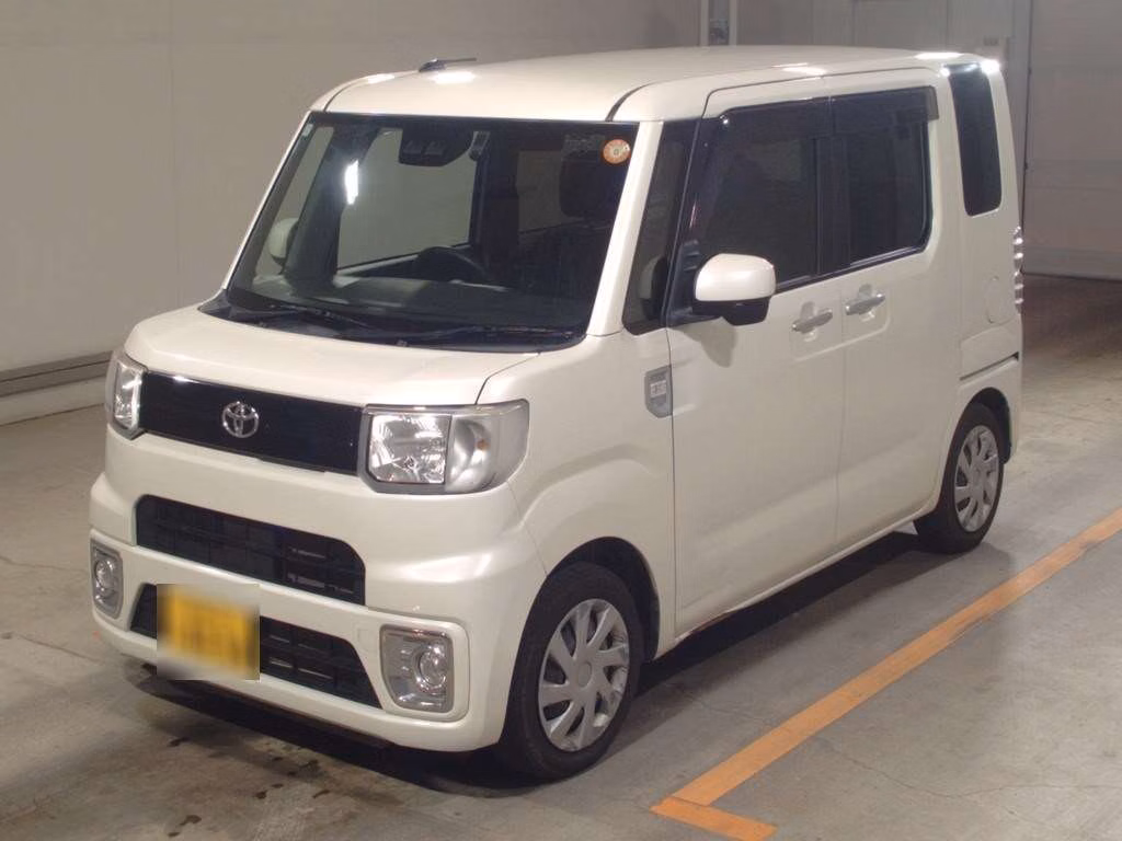 TOYOTA PIXIS MEGA