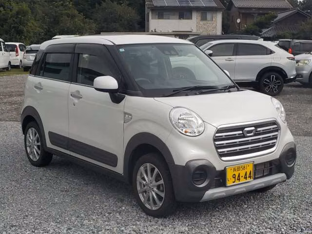 DAIHATSU CAST