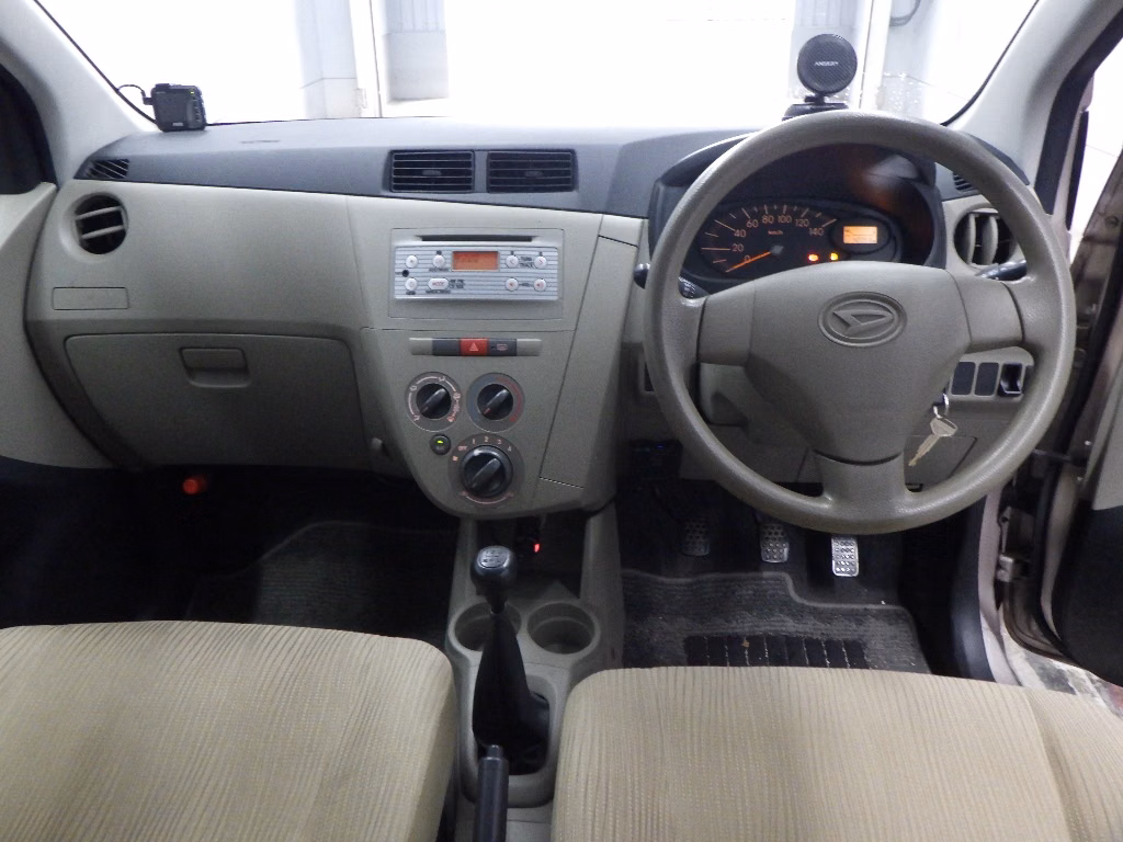 DAIHATSU MIRA
