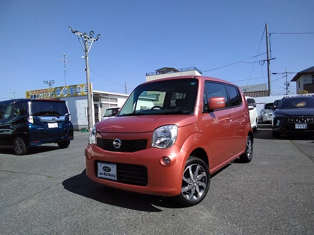 NISSAN MOCO