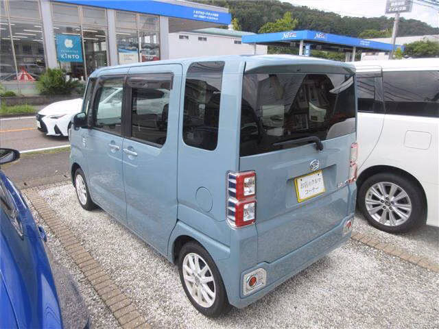 DAIHATSU WAKE