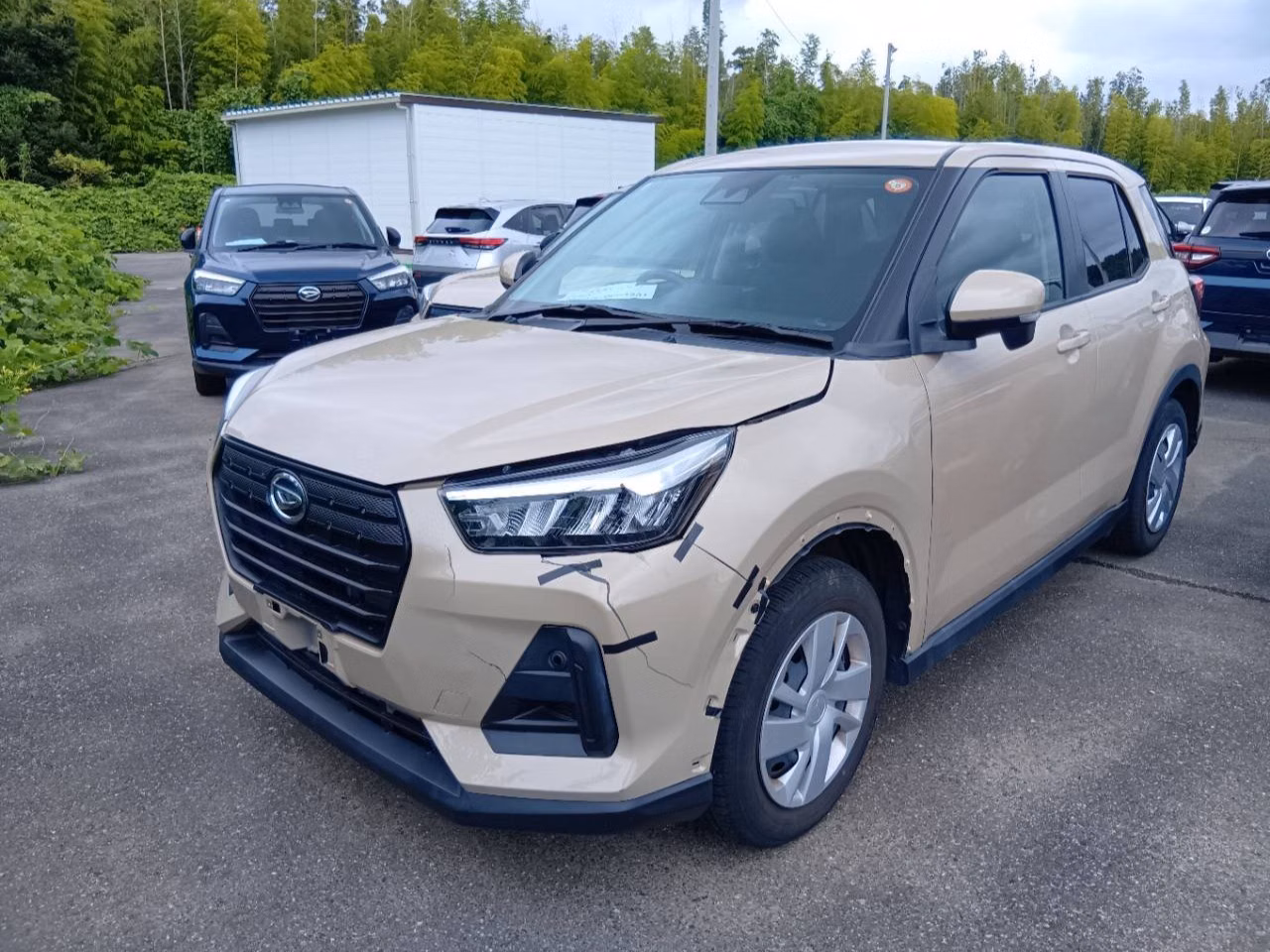 DAIHATSU ROCKY