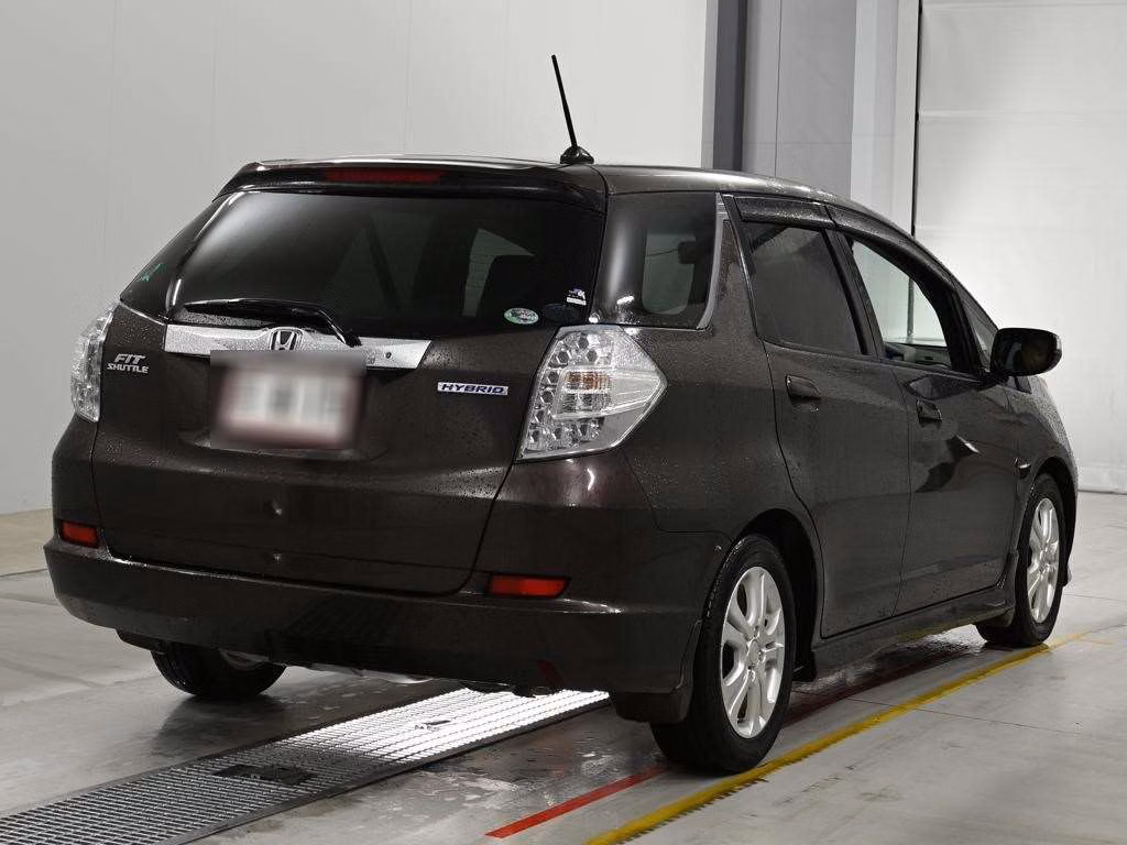 HONDA FIT SHUTTLE