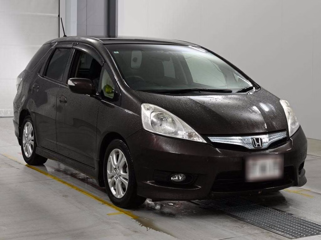 HONDA FIT SHUTTLE
