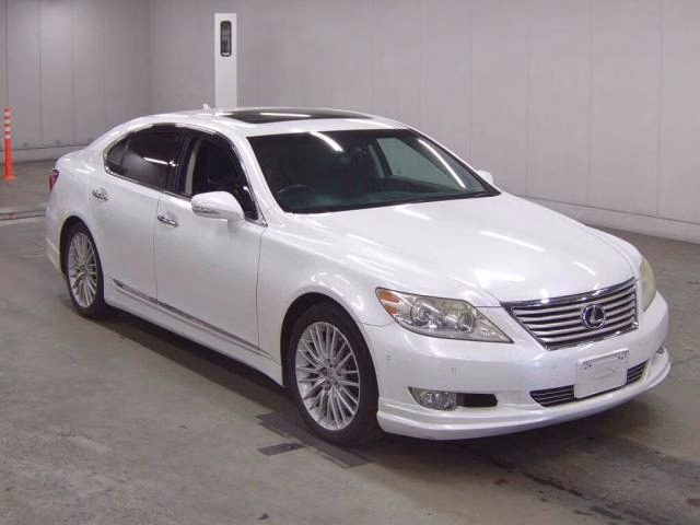 LEXUS LS460