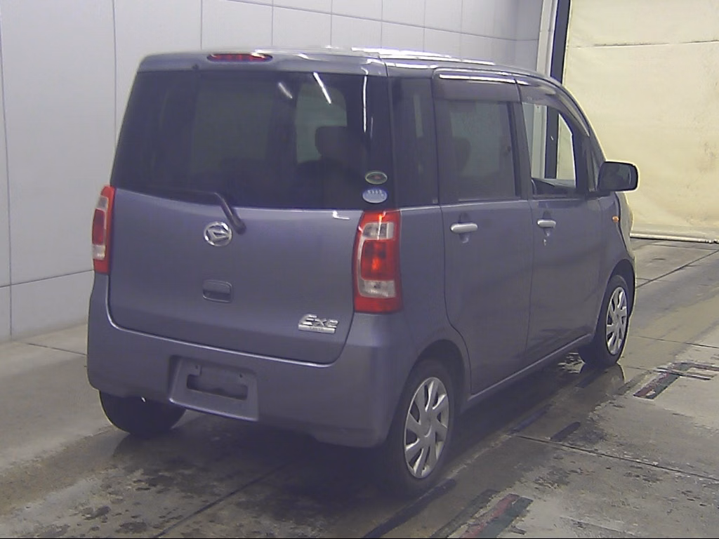 DAIHATSU TANTO EXE