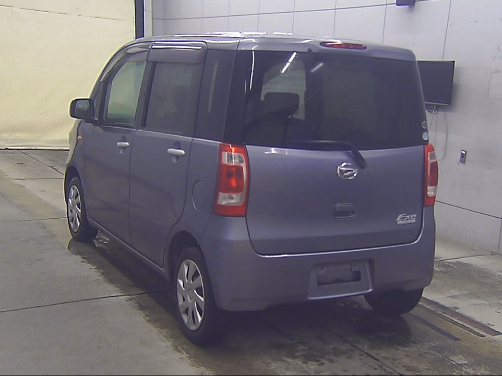 DAIHATSU TANTO EXE