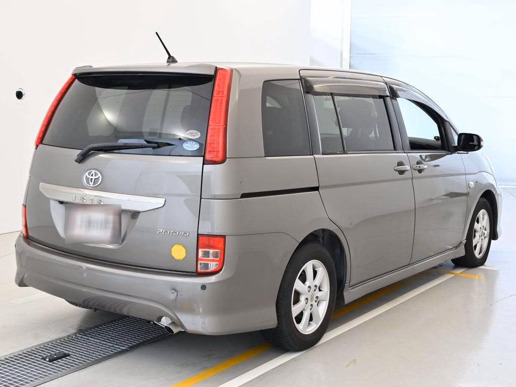 TOYOTA ISIS