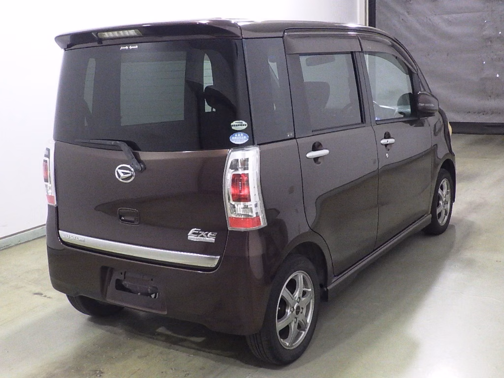 DAIHATSU TANTO EXE