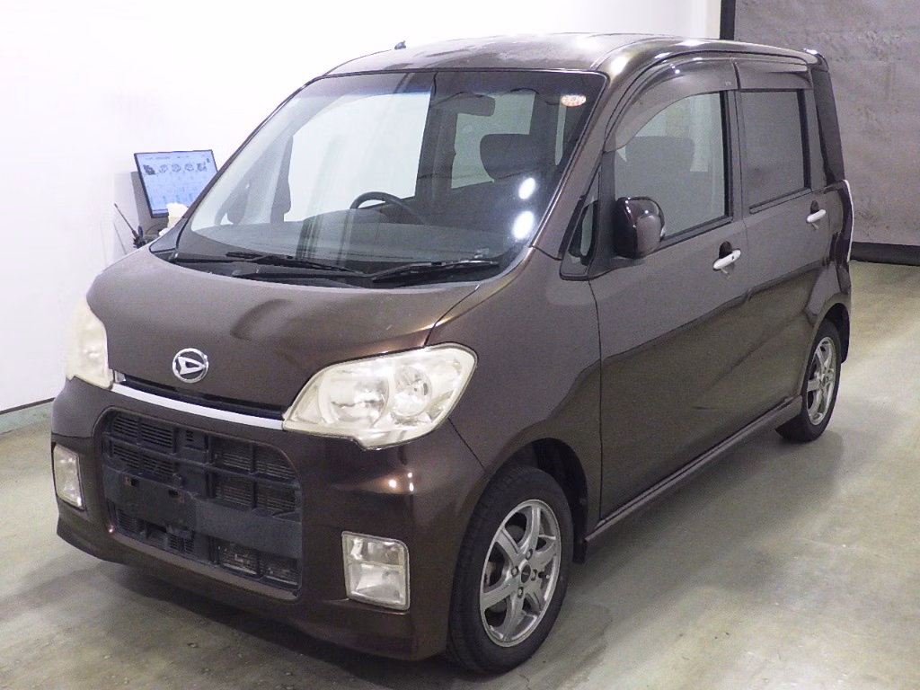 DAIHATSU TANTO EXE