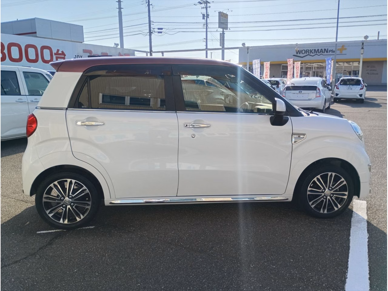 DAIHATSU CAST