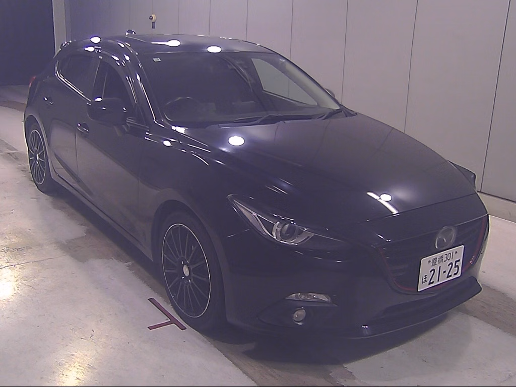 MAZDA AXELA