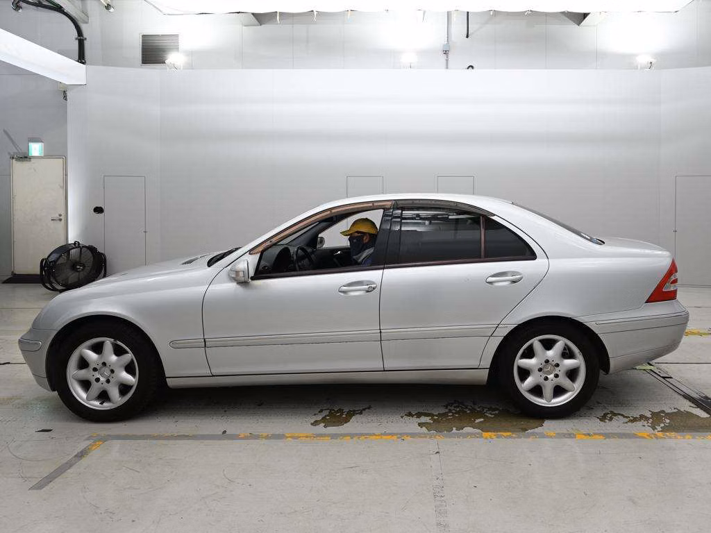 MERCEDES-BENZ C-CLASS