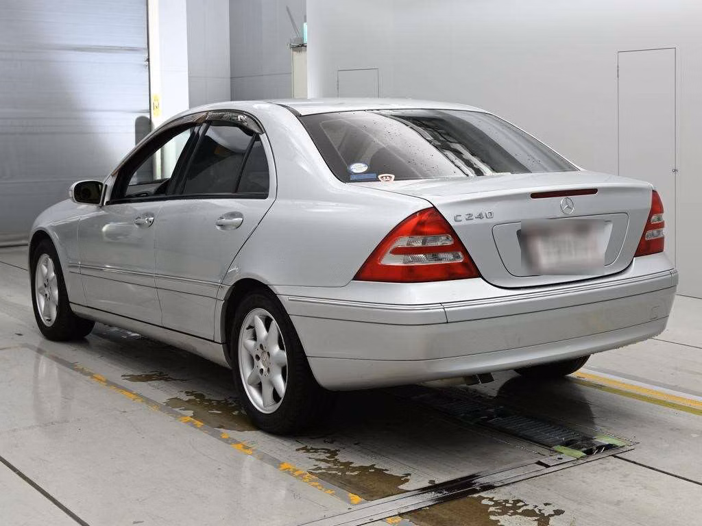 MERCEDES-BENZ C-CLASS