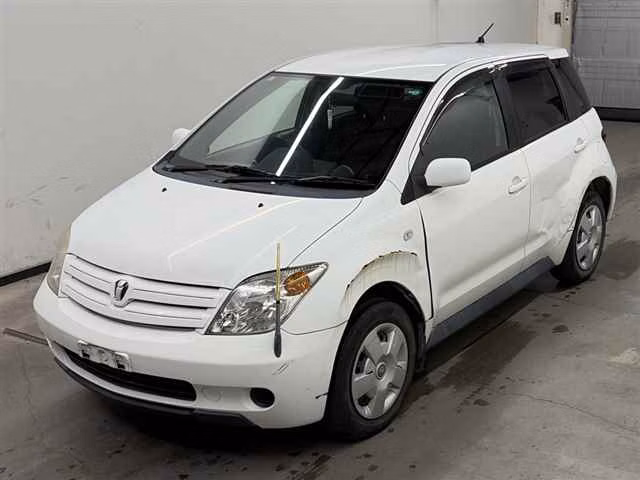 TOYOTA IST