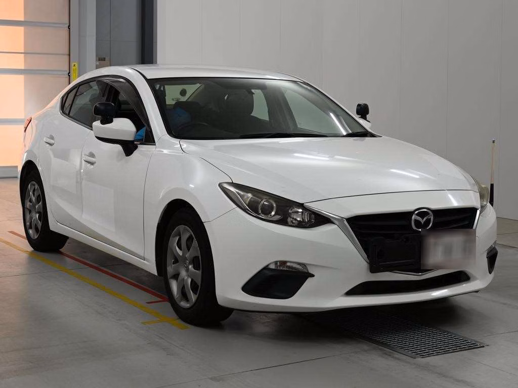 MAZDA AXELA