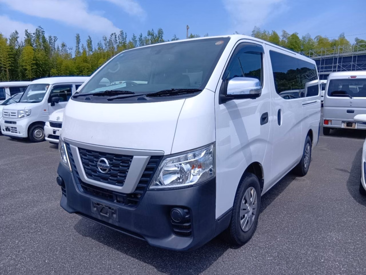 NISSAN NV350 CARAVAN