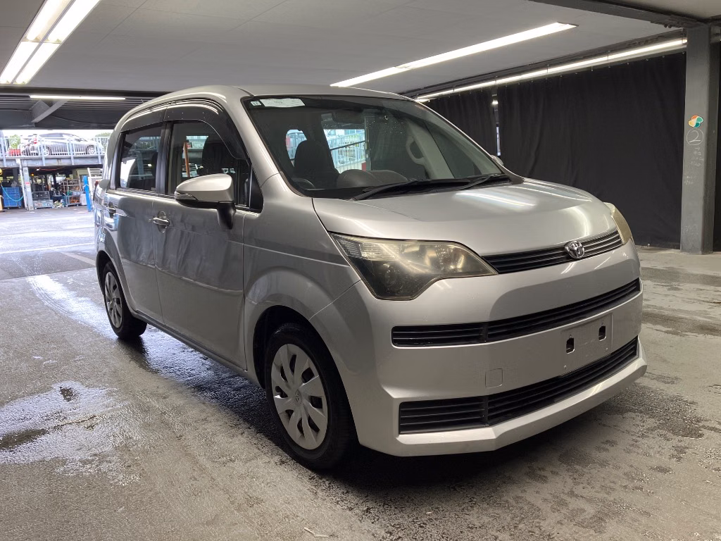 TOYOTA SPADE