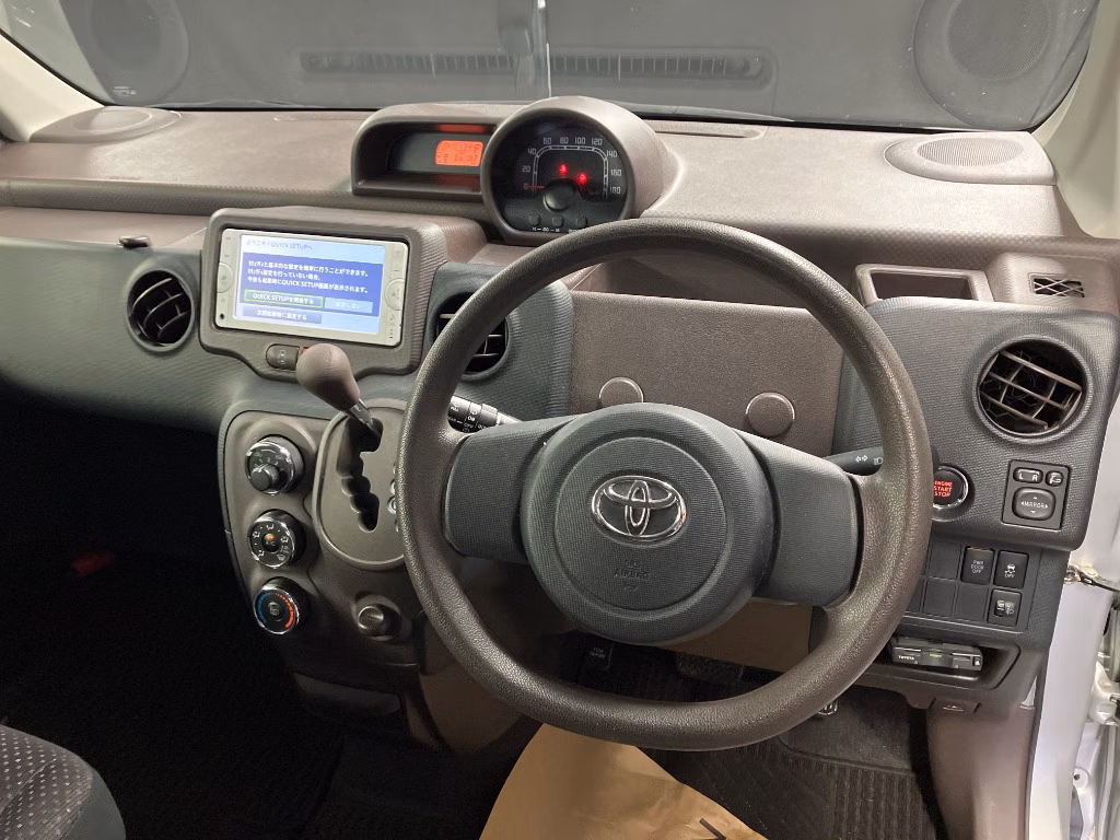 TOYOTA SPADE