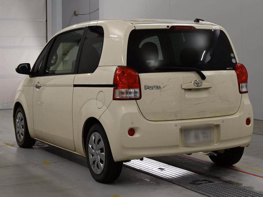 TOYOTA PORTE