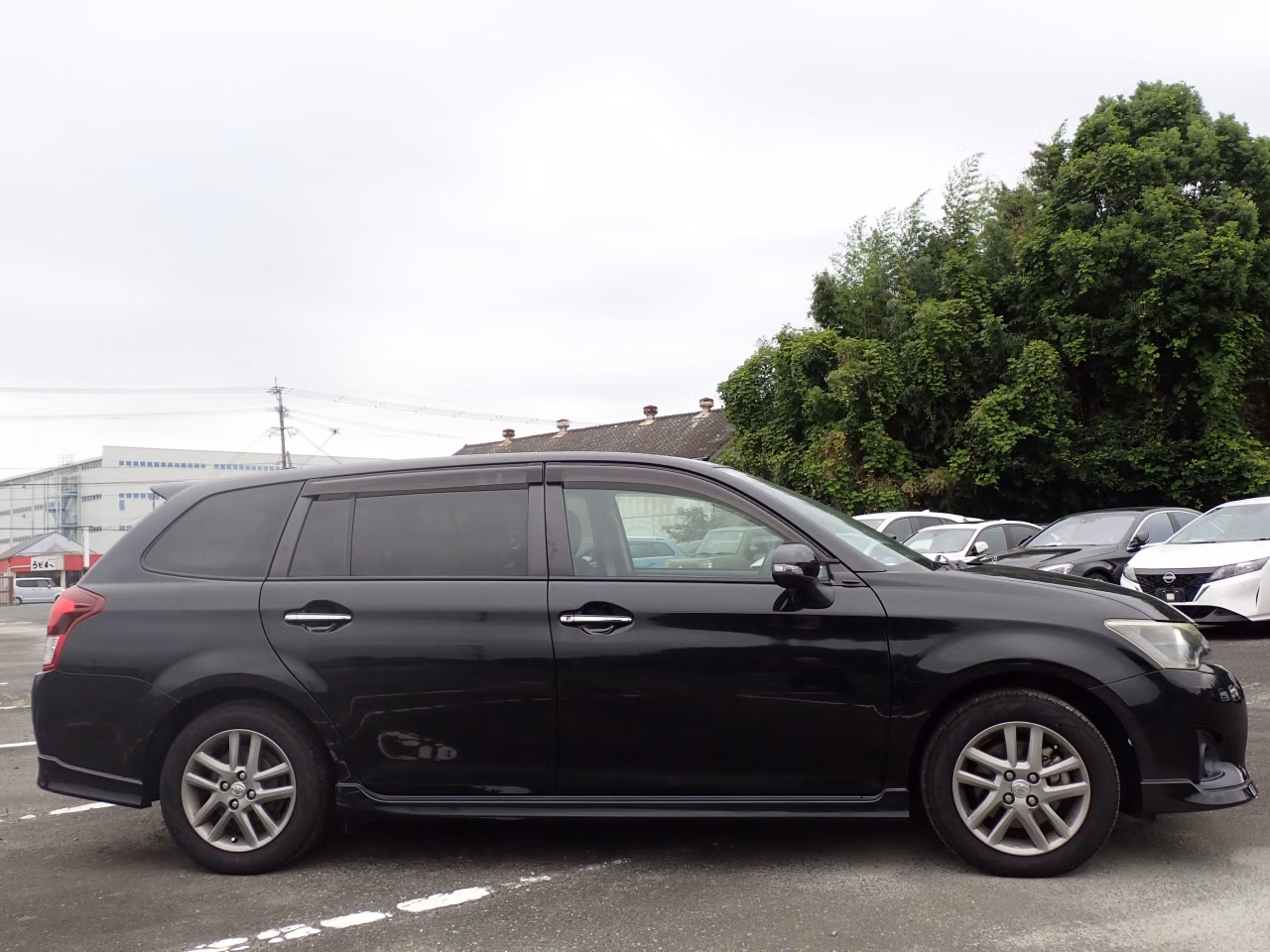 TOYOTA COROLLA FIELDER
