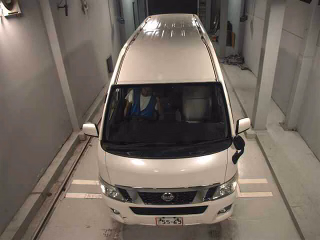 NISSAN NV350 CARAVAN