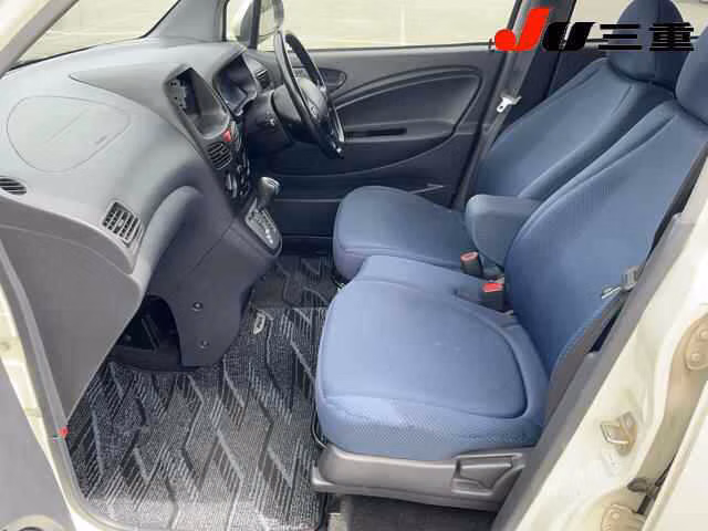 DAIHATSU MAX
