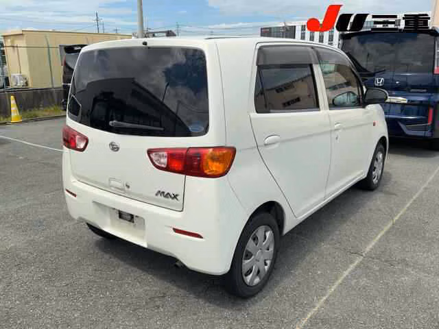 DAIHATSU MAX