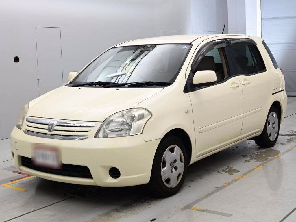 TOYOTA RAUM