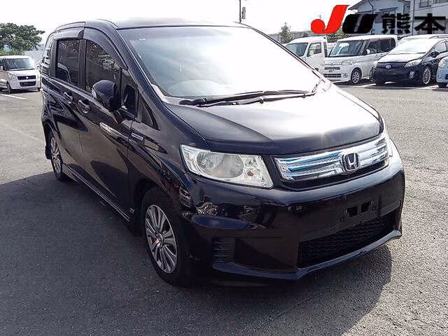HONDA FREED SPIKE