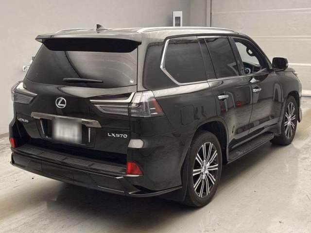 LEXUS LX570