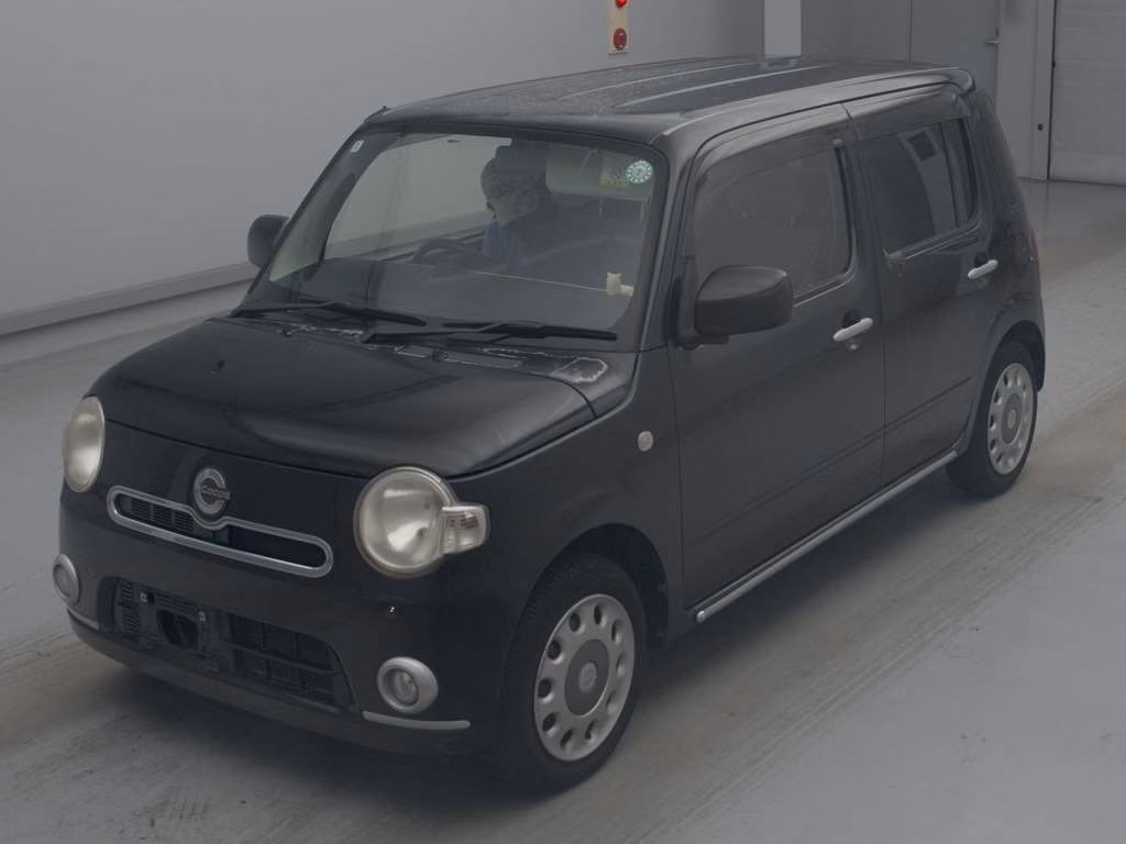 DAIHATSU MIRA COCOA