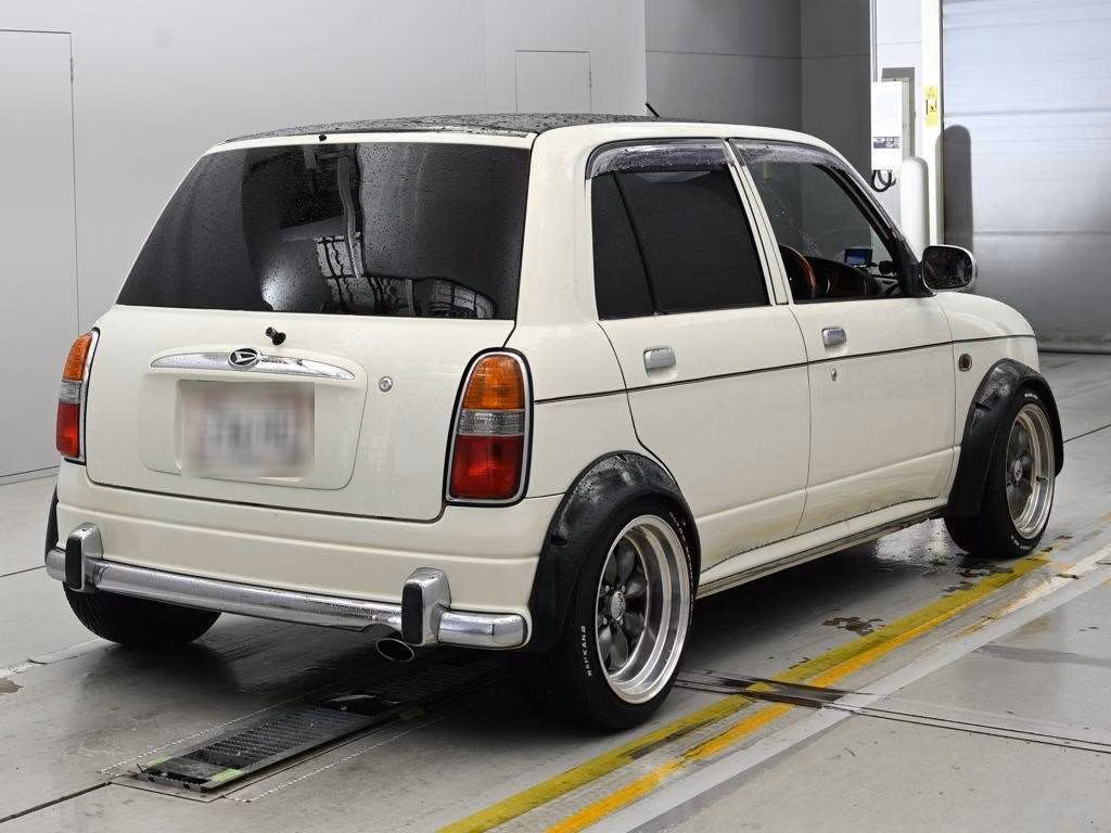 DAIHATSU MIRA GINO 1000