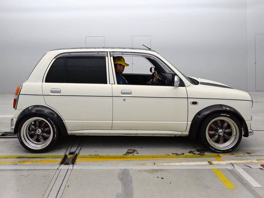 DAIHATSU MIRA GINO 1000