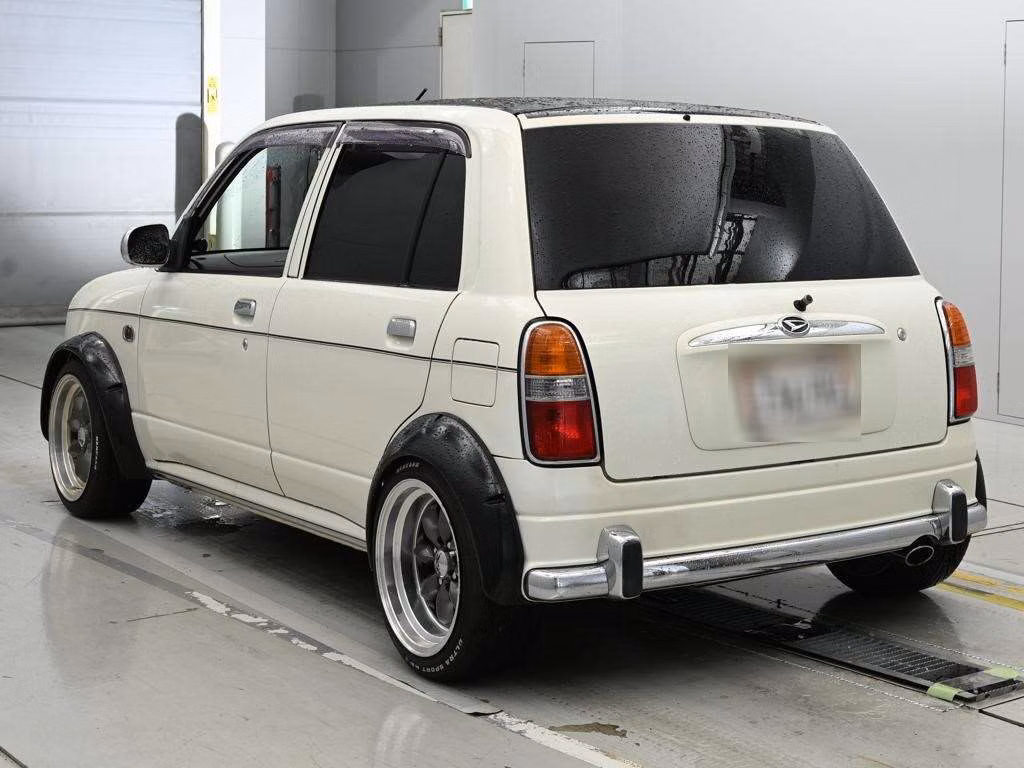DAIHATSU MIRA GINO 1000