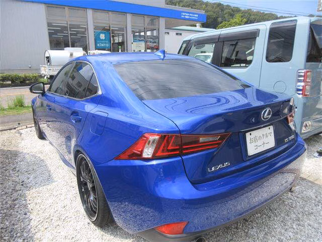 LEXUS IS350