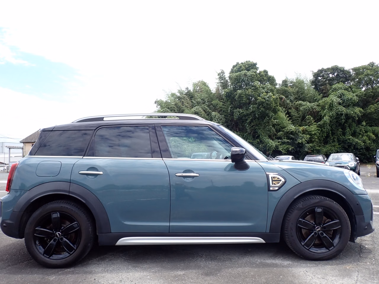 MINI CROSSOVER