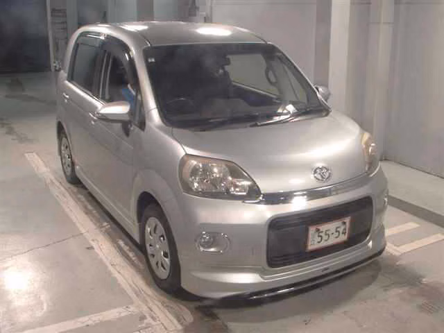 TOYOTA PORTE