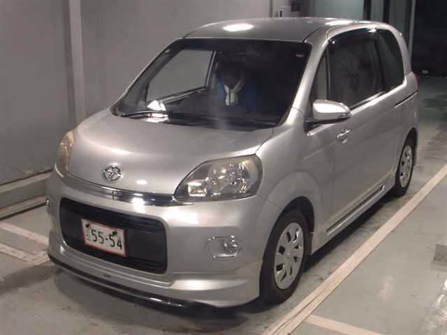 TOYOTA PORTE