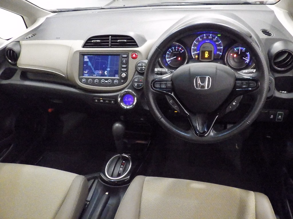 HONDA FIT SHUTTLE