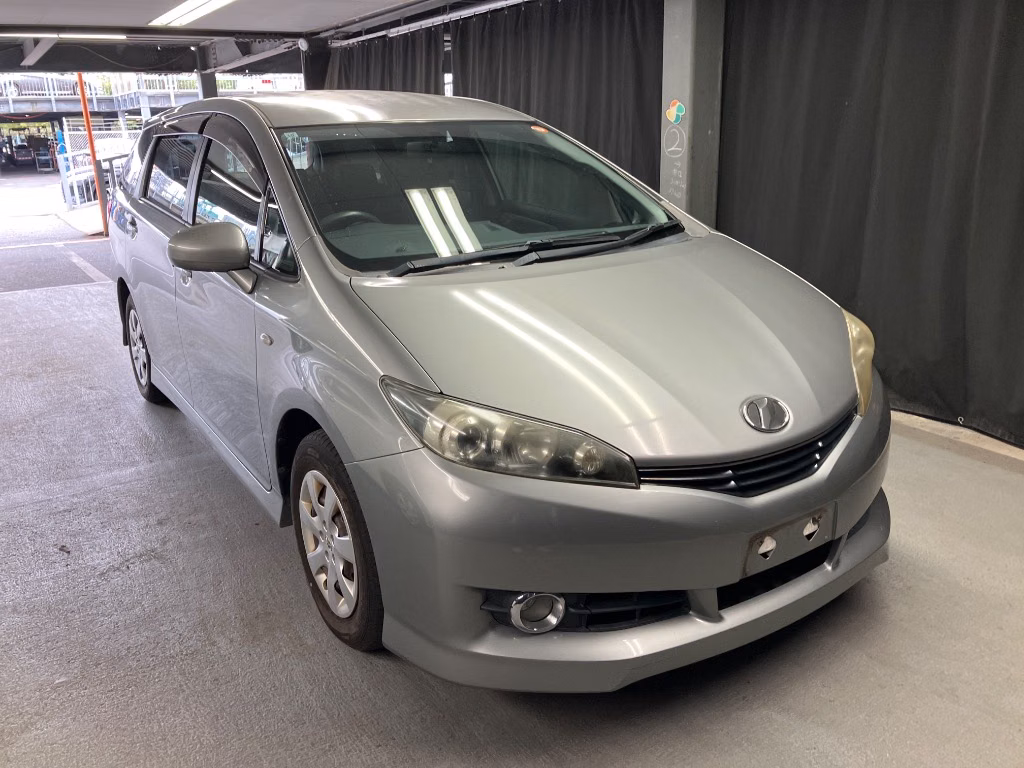 TOYOTA WISH