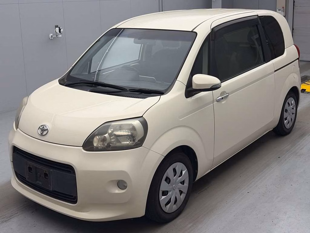 TOYOTA PORTE
